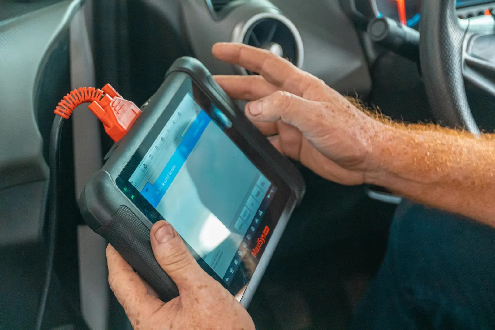 Diagnostic FAP EGR sur diesel dans un atelier automobile professionnel